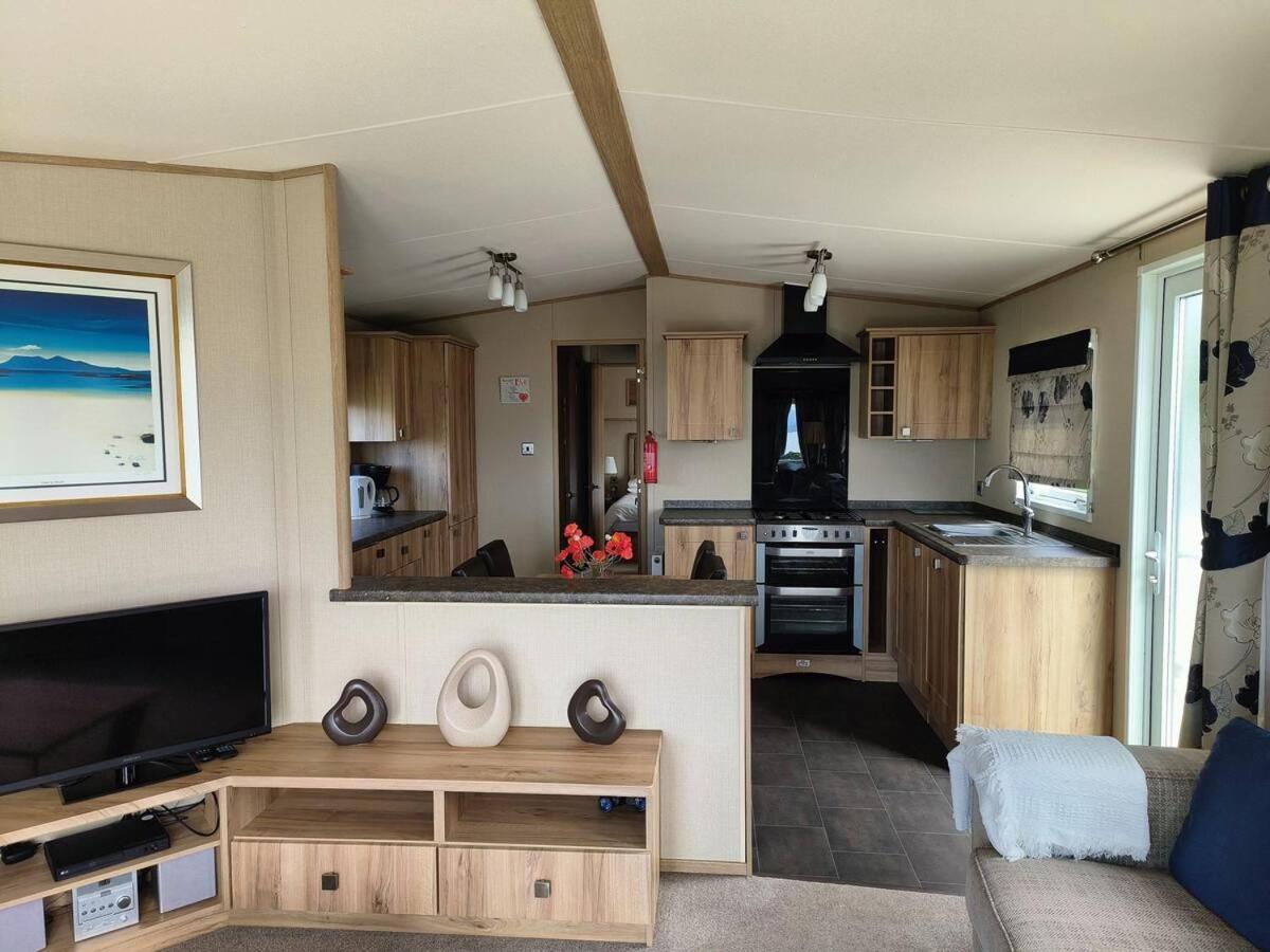Отель Best View On The Park! Wemyss Bay Holiday Park Scotland Skelmorlie Экстерьер фото